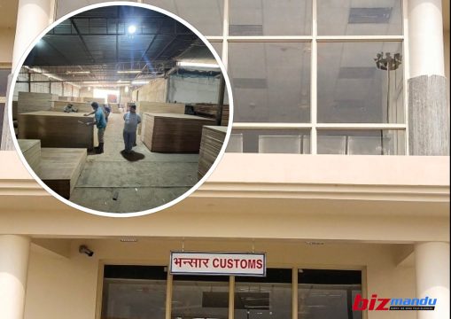 विराटनगर नाकाबाट पनि रोकियो प्लाइउडको निर्यात, संघ भन्छ- भारतले व्यापार सन्धि मानेन