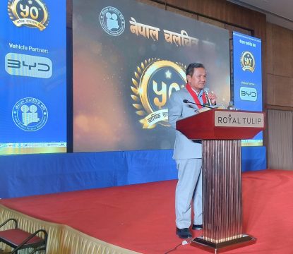 मेटालाई नेपालमा दर्ता हुन आउन सञ्चारमन्त्री गुरुङले दिए एक हप्ताको डेडलाइन