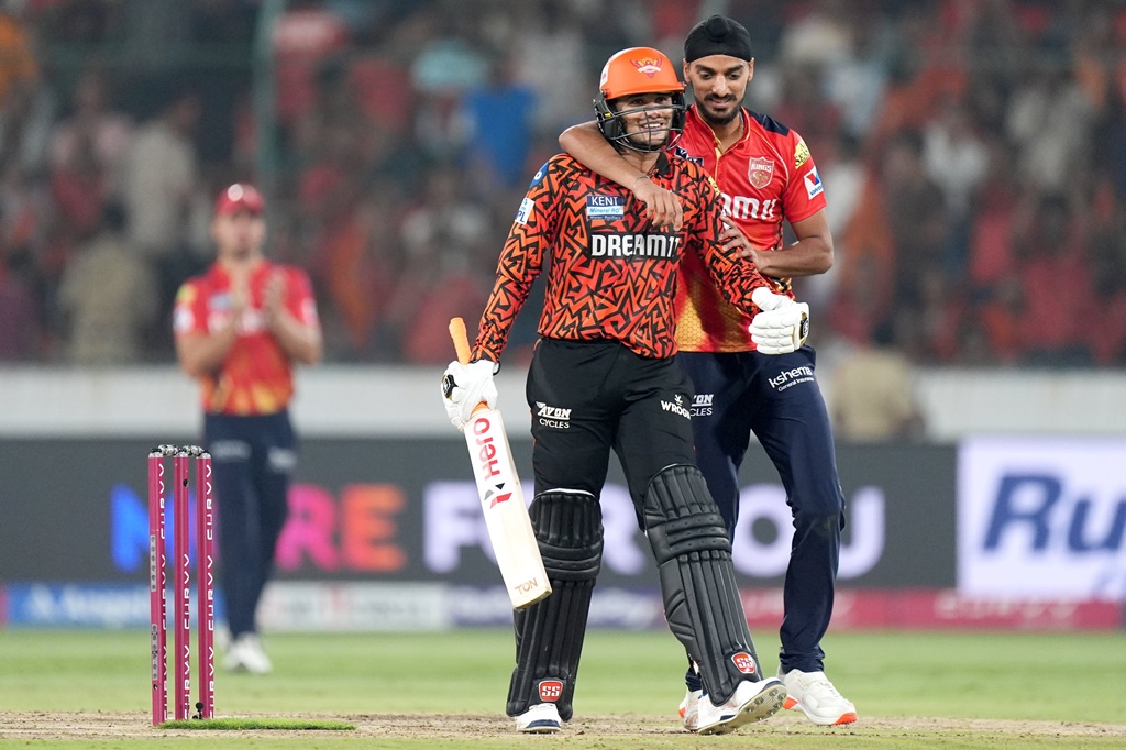 पञ्जावले दिएको २४६ रनको लक्ष्य पछ्यायो हैदराबादले, अभिषेकको शानदार इनिङ्स पञ्जावले दिएको २४६ रनको लक्ष्य पछ्यायो हैदराबादले, अभिषेकको शानदार इनिङ्स
