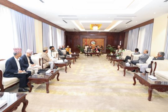 अर्थतन्त्रलाई लयमा फर्काउने नीति लिन गठबन्धन दलको सुझाव, ‘ब्रेक थ्रु हुने कार्यक्रम आवश्यक’