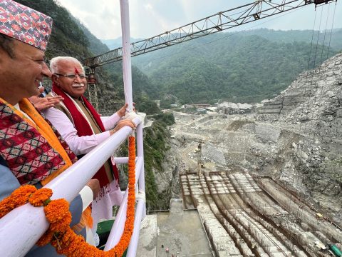 मनोहरलाल खट्टरले गरे अरुण-३ को अवलोकन, पावरहाउसमा इलेक्ट्रोमेकानिकल कार्य सुरुवात
