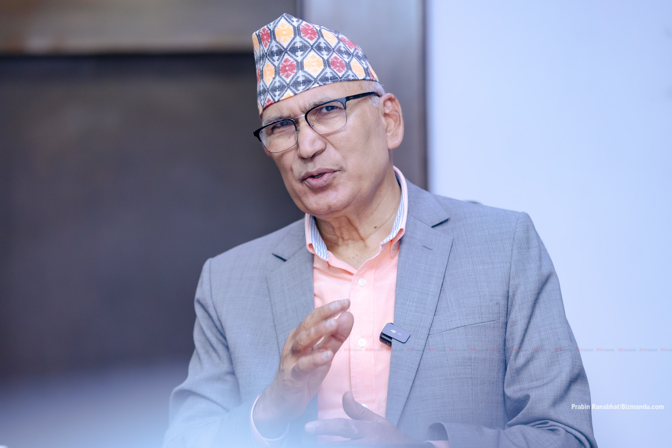 ‘नीतिगत अस्थिरता धेरै भयो भन्ने मानसिकता बदल्न मैले बजेटमा करका दर धेरै फेरबदल गरिन’ ‘नीतिगत अस्थिरता धेरै भयो भन्ने मानसिकता बदल्न मैले बजेटमा करका दर धेरै फेरबदल गरिन’