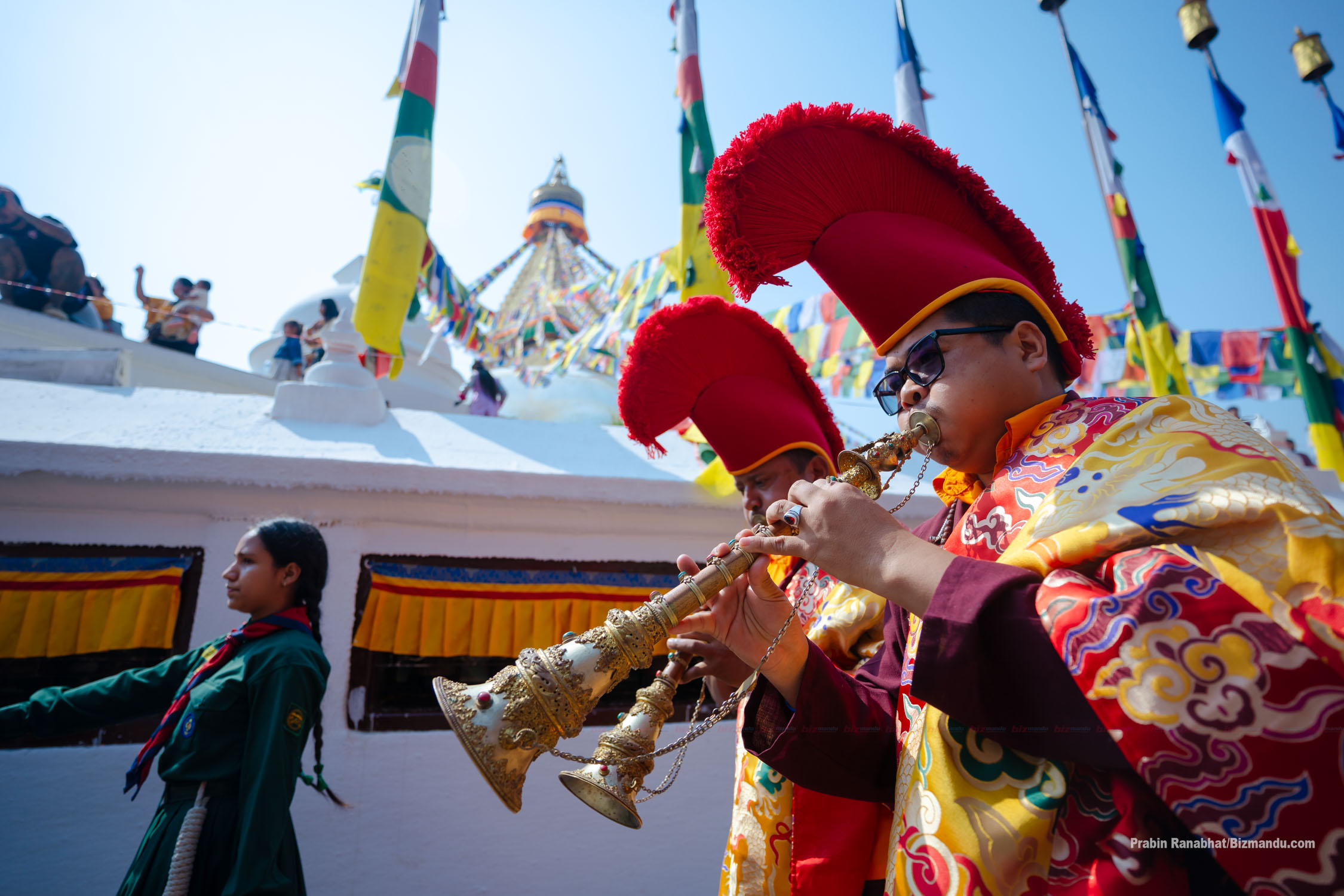 बौद्धमा बुद्धजयन्तीको रमझम, शान्तिको कामना गर्दै राष्ट्रपतिले उडाए परेवा (तस्विरहरु) बौद्धमा बुद्धजयन्तीको रमझम, शान्तिको कामना गर्दै राष्ट्रपतिले उडाए परेवा (तस्विरहरु)