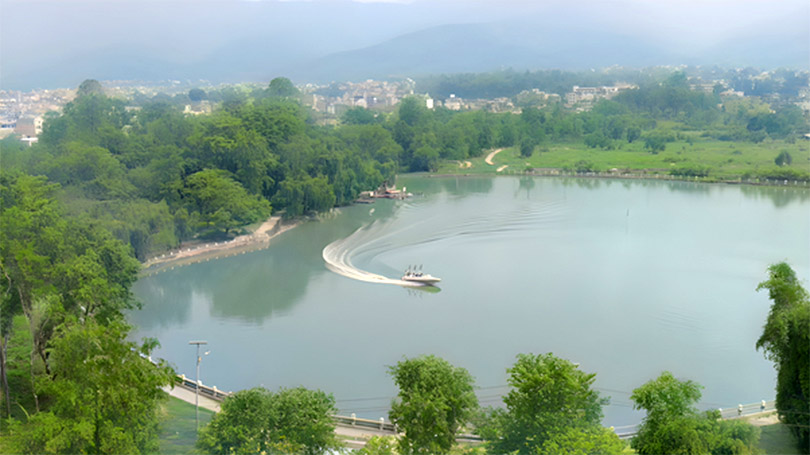 बुलबुले तालले आन्तरिक पर्यटक आकर्षित, मोटरबोट सञ्चालनले बढायो आम्दानी बुलबुले तालले आन्तरिक पर्यटक आकर्षित, मोटरबोट सञ्चालनले बढायो आम्दानी