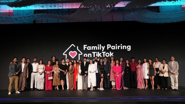 टिकटकको ‘फ्यामिली पेयरिङ’ सेवा सुरु, किशोरकिशोरीको अकाउन्टमा अभिभावकले नियन्त्रण राख्न सक्ने