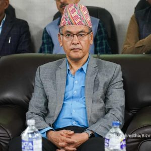 डेडिकेटेड लाइनको बक्यौता विवादमा हितेन्द्र पनि कुलमान पथमा, ‘अधिकार पाएको दिन डण्डा बर्साउँछु’