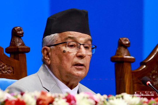 सरकारले सुरुङमार्ग, ओभरपास र द्रुतमार्ग जस्ता भौतिक पूर्वाधार निर्माणमा जोड दिने