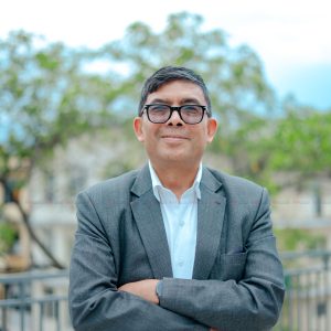 गभर्नर नबनाइएका ‘गभर्नर जस्ता’ मान्छे : राष्ट्र बैंकको आँगनमा ‘प्रकाश’को अधुरो यात्रा