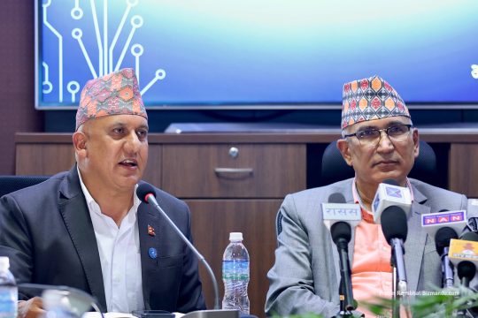 बीमा प्राधिकरणको अध्यक्ष छान्न समिति, फर्जी कागजातमा आँखा चिम्लिएका अधिकारी संयोजक