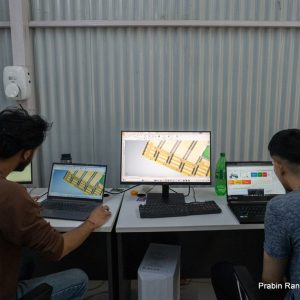 नेपालको भूगोलले धान्न सक्ने ब्याट्री प्याक बनाउँदै यात्री, स्कुटरमा ८ वर्षको वारेन्टी दिन सकिन्छ?