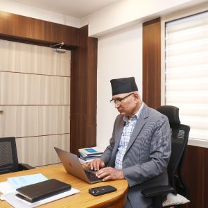 आर्थिक सल्लाहकार र विज्ञविना अर्थमन्त्री पौडेलले बनाए  बजेट, कर्मचारीमै बढी निर्भर