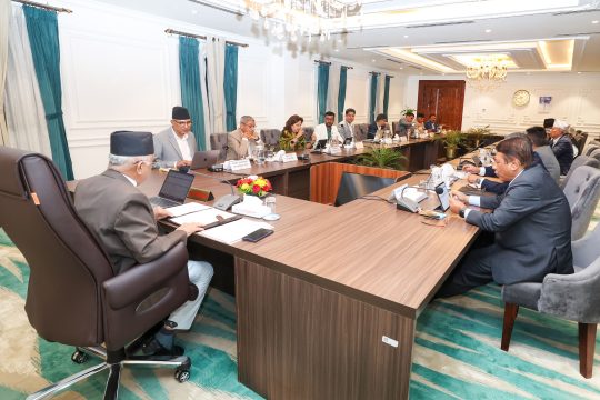 सरकारले गर्‍यो तीन सचिवको सरुवा, शोभाकान्त पौडेल महालेखा नियन्त्रक कार्यालयमा