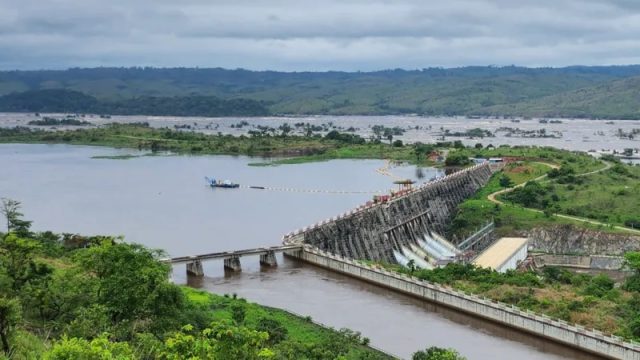 विश्व बैंकले कंगोको जलविद्युत परियोजनामा सहयोग गर्ने, एक अर्ब डलरको प्रतिबद्धता किन छ चर्चामा?