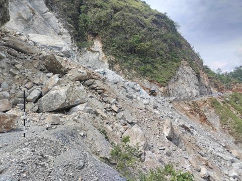 वर्षाको असर : कान्ति लोकपथसँगै अरनिको, पूर्वपश्चिम राजमार्ग र कालीगण्डकी करिडोर अवरुद्ध