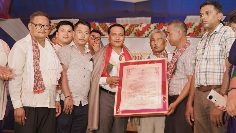 उद्योगको बक्यौता उठाउन इमान्दार प्रयास गर्दा मलाई पदबाट हटाइयो : कुलमान घिसिङ उद्योगको बक्यौता उठाउन इमान्दार प्रयास गर्दा मलाई पदबाट हटाइयो : कुलमान घिसिङ