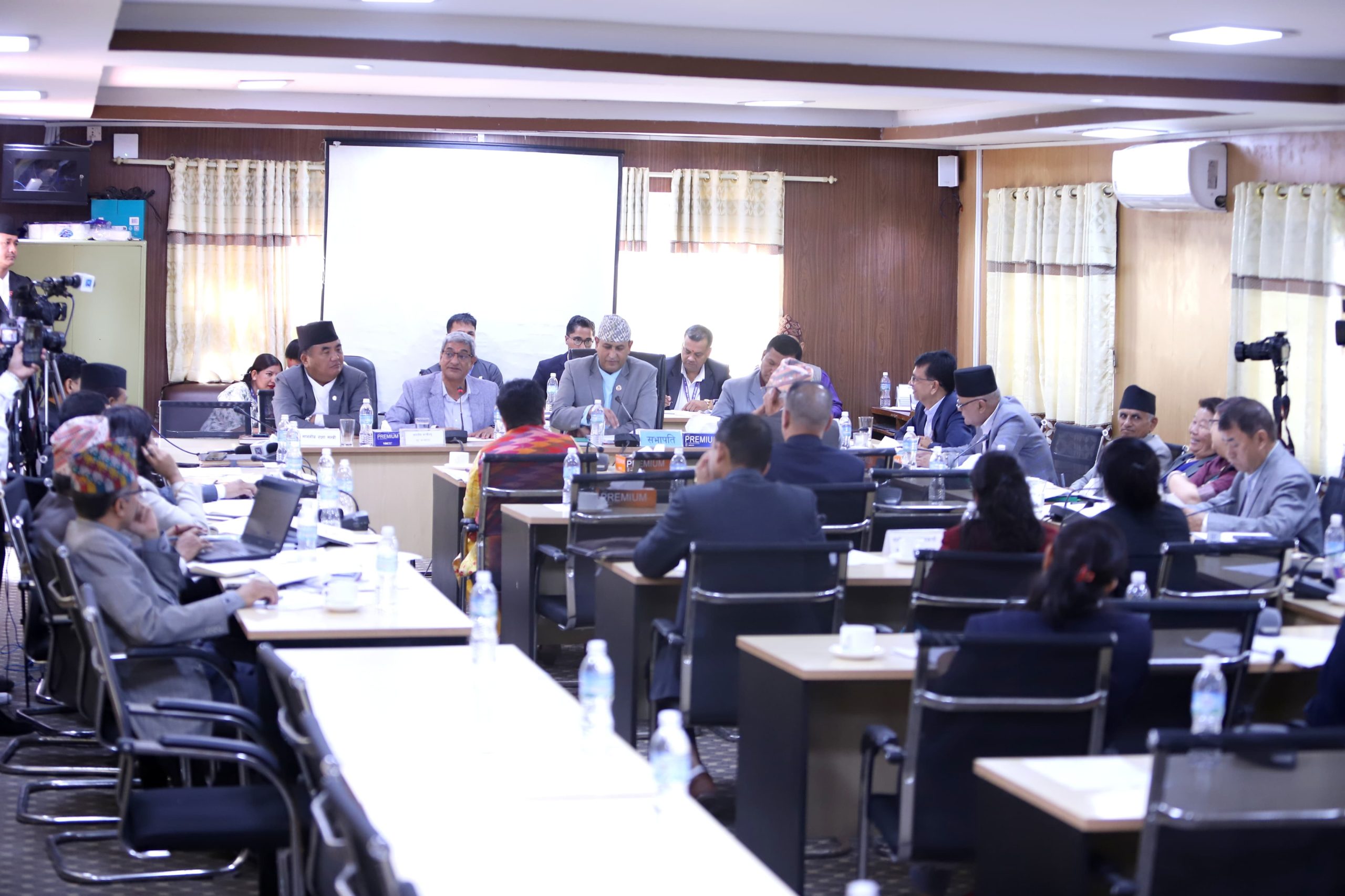 नागरिकता विधेयकमा समितिले सक्यो संशोधनकर्तासँग छलफल, चाँडो टुंग्याउन गृहमन्त्रीको आग्रह नागरिकता विधेयकमा समितिले सक्यो संशोधनकर्तासँग छलफल, चाँडो टुंग्याउन गृहमन्त्रीको आग्रह