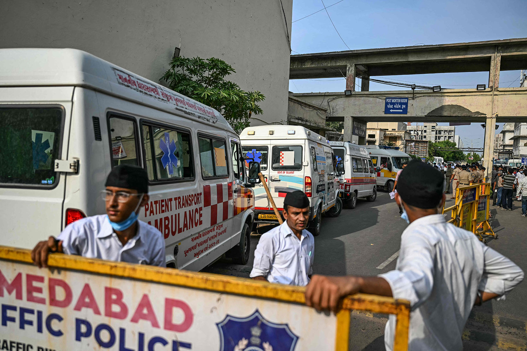 अहमदाबाद विमान दुर्घटना : मृत्यु हुनेको संख्या २७० पुग्यो, ब्ल्याक बक्सबाट थाहा होला कारण? अहमदाबाद विमान दुर्घटना : मृत्यु हुनेको संख्या २७० पुग्यो, ब्ल्याक बक्सबाट थाहा होला कारण?