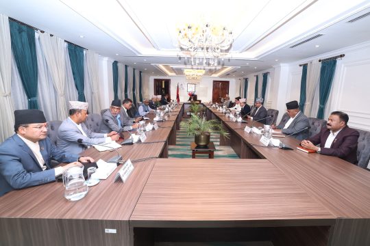विदेश भ्रमणप्रति मन्त्रीहरुको मोह, तेजुलाल दुबई र अधिकारी बैंककमा, लाइनमा को-को?