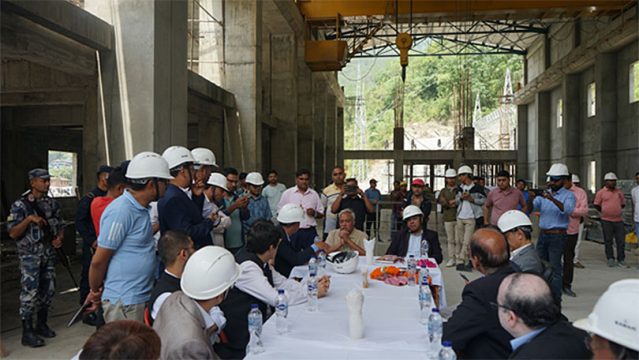 भारतीय राजदूतलाई लिएर हितेन्द्रदेव पुगे राहुघाट, आयोजना निर्माणमा ढिलाइप्रति विशेष चासो