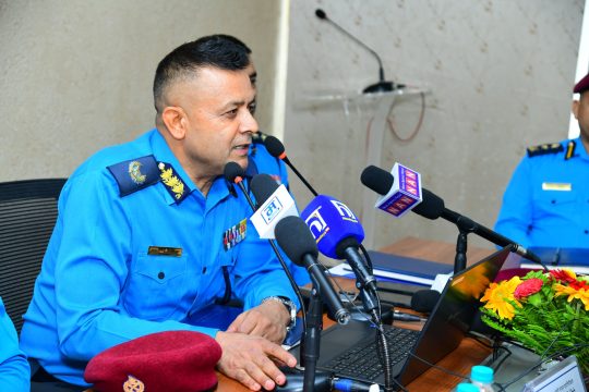 पुरानो प्रक्रियाबाट हतियार खरिद गर्ने कुनै योजना छैन : प्रहरी प्रवक्ता घिमिरे