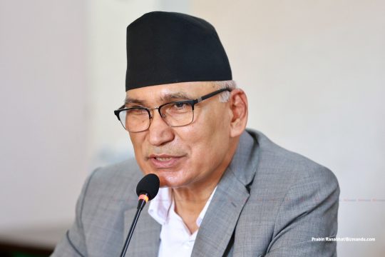 सरकारी खाता ३ खर्ब रुपैयाँले घाटामा, अर्थमन्त्री पौडेलले कुनै पनि लक्ष्य पूरा गर्न सकेनन्