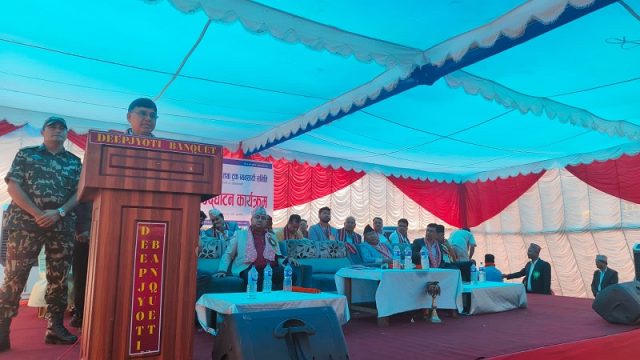 यातायात क्षेत्र व्यवस्थित बनाउने मन्त्री दाहालको प्रतिबद्धता, भार वहन क्षमतामा कडाइ गरिने