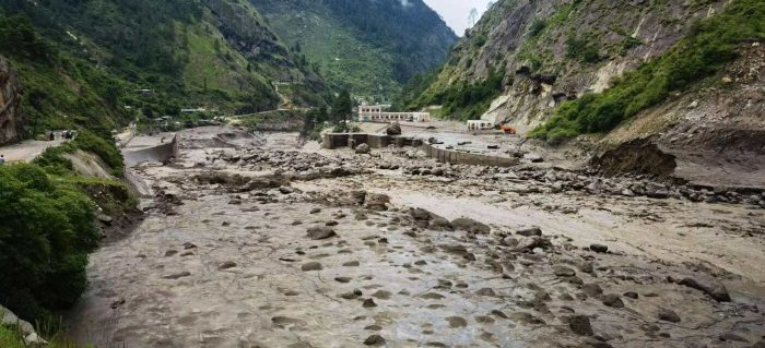 बाढीले रसुवाका तीन जलविद्युत आयोजनामा क्षति, करिब २०० मेगावाट बिजुली उत्पादन बन्द