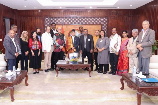 प्रधानमन्त्री ओलीसँग मलेसियाका व्यवसायीको भेट,  लगानीका सम्भावनामाथि छलफल