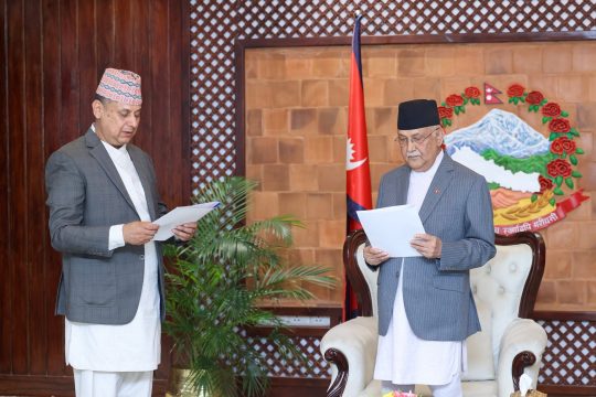 त्रिविका नवनियुक्त उपकुलपति प्राडा अर्यालले ओलीसमक्ष लिए पद तथा गोपनीयताको शपथ
