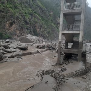 बाढीले रसुवा नाकामा क्षति पुग्दा टुट्यो चीनसँगको सम्पर्क, आयात अनिश्चित