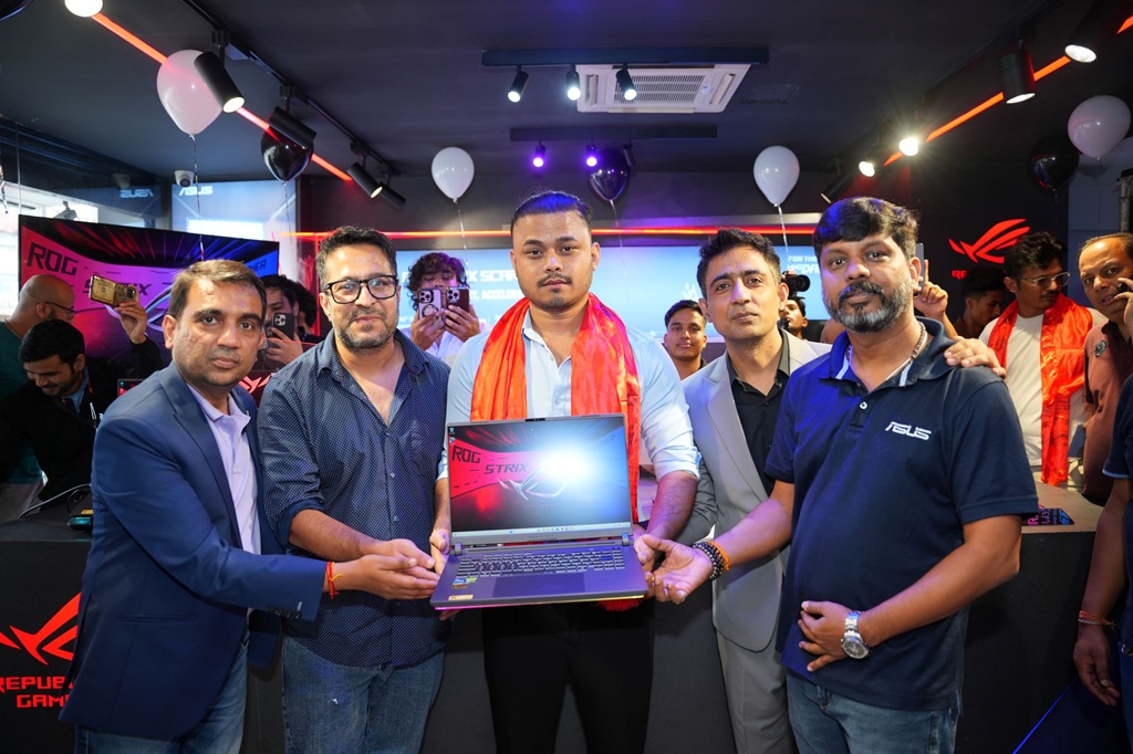 ई-स्पोर्ट्स टिम सीआर सेभेन होरको उपस्थितिमा एसुस एण्ड रोग गेमिंग डेजको आयोजना