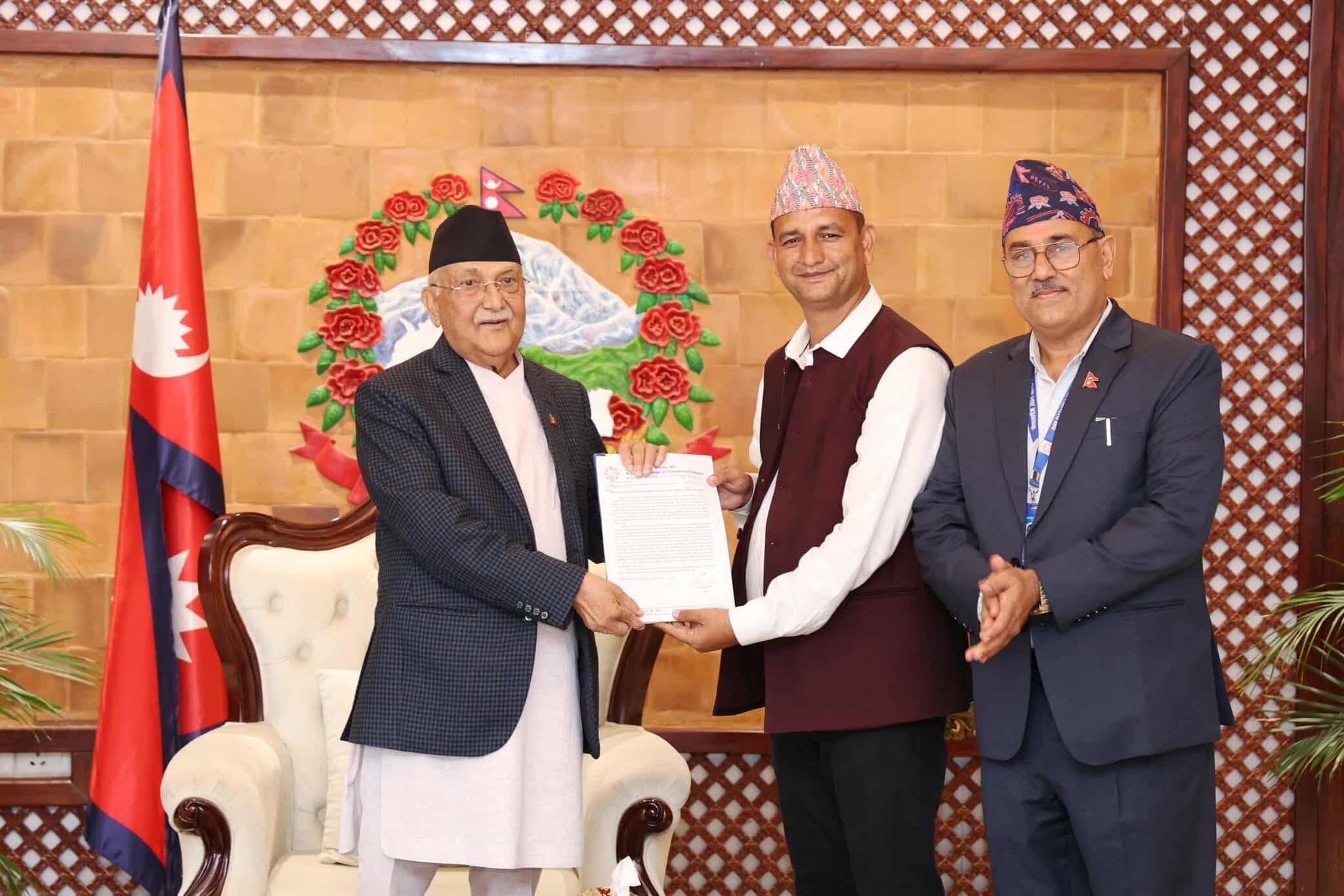 नेपालगंज-नयाँ दिल्ली सिधा हवाई सेवाका लागि व्यवसायीको टोली बालुवाटारमा, ओलीको आश्वासन