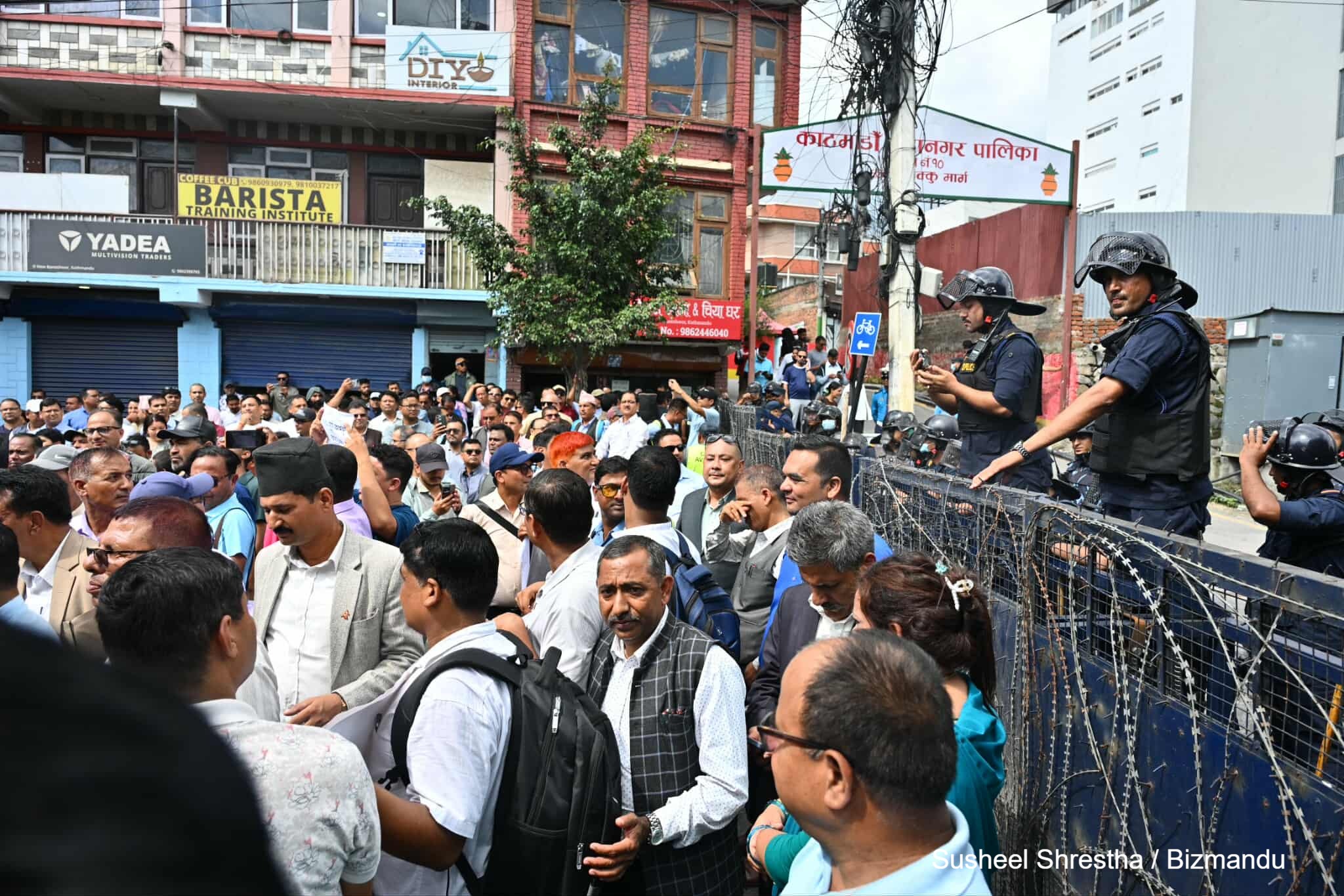 सामुदायिक विद्यालयका बाल विकास सहजकर्ता र कर्मचारीको तलब ५ हजार बढ्यो