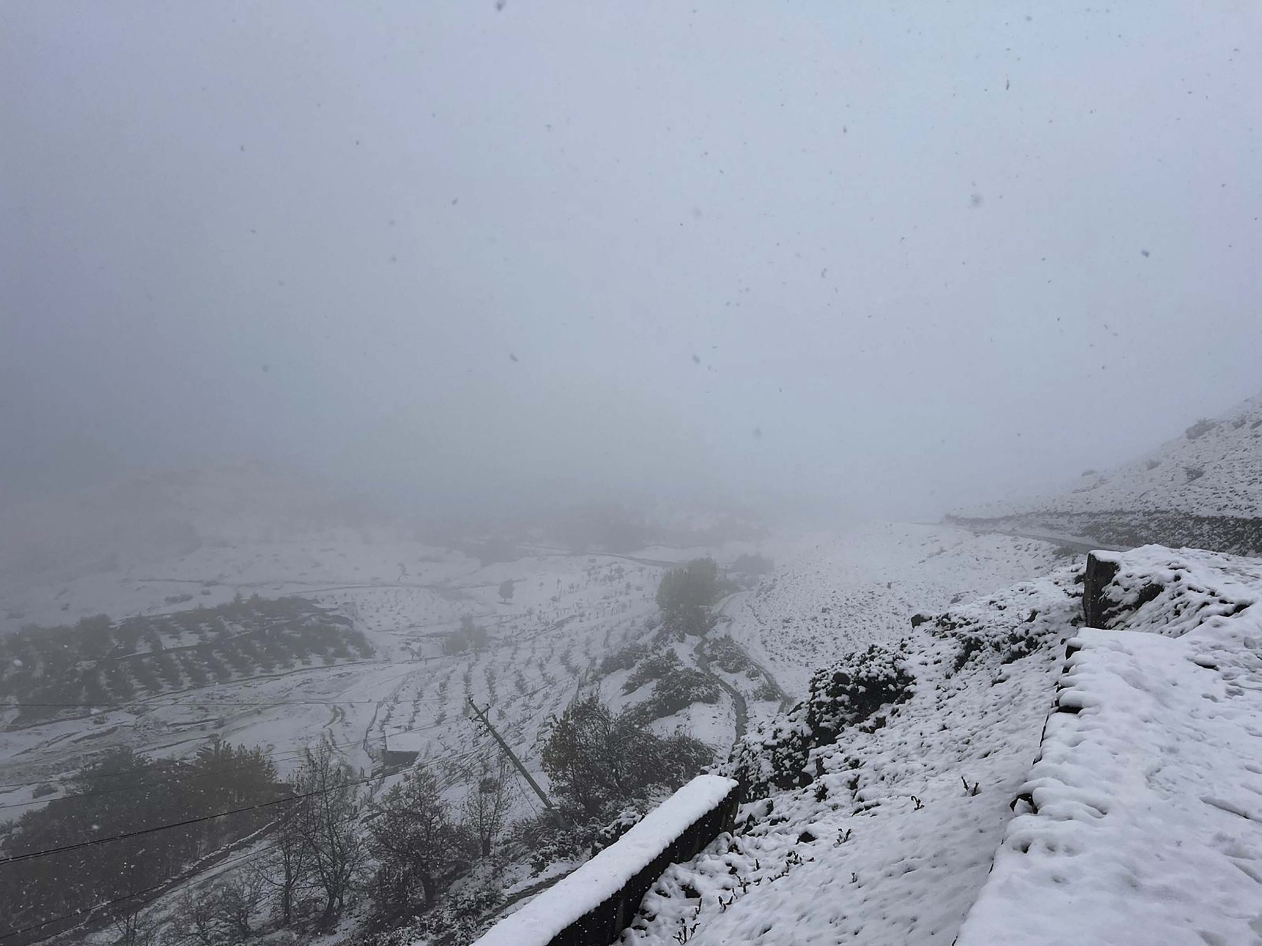 मनाङमा हिमपातका कारण फसेका ७५० जनाको उद्धार, सुरक्षित ठाउँमा सारियो