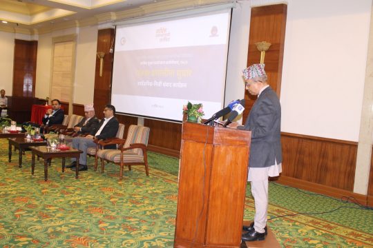 कर प्रणाली सुधार गर्न सीएनआईको आग्रह, अर्थमन्त्रीसामु पाण्डेले भने- आयोगको सुझाव कार्यान्वयन गरौं