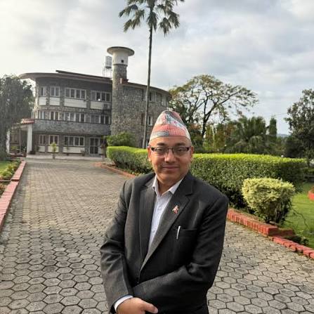 राष्ट्र बैंकका निर्देशक थापा कार्यकारी निर्देशकमा बढुवा, सेवा अवधिका कारण १७ महिनामा अवकाश पाउने