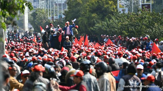 माइतीघर-बबरमहल क्षेत्रमा सुरक्षा व्यवस्था कडा, एमाले र जेनजी युवाको प्रदर्शन