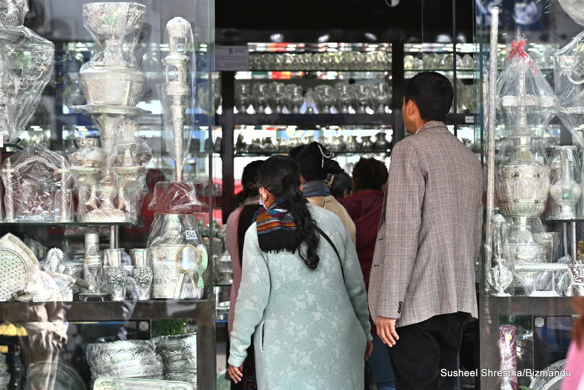 माघमा चाँदी आयात ५८ प्रतिशतले बढ्यो, फागुन लागेपछि बजारमा घट्यो किनबेच