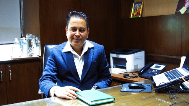 सानिमा बैंकको नेतृत्व आचार्यले सम्हाले, चार वर्षका लागि सीइओको कुर्सीमा