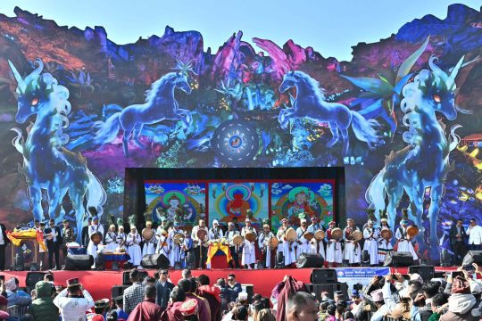 देशभर सोनाम ल्होसारको उल्लास, टुँडिखेलमा घोडा वर्षको स्वागतमा रम्दै तामाङ समुदाय
