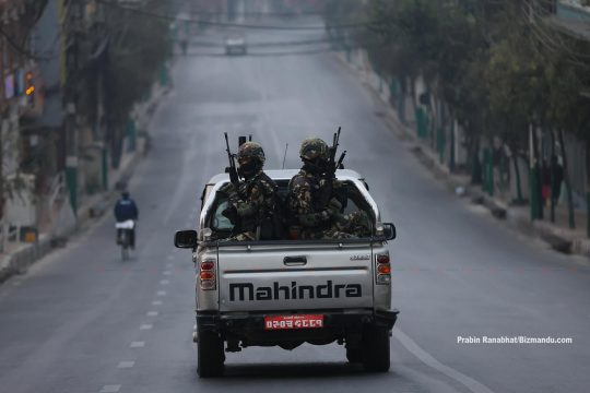 निर्वाचनमा सेनाको कडा सुरक्षा, हवाइदेखि सडक पेट्रोलिङ (तस्विरहरु)
