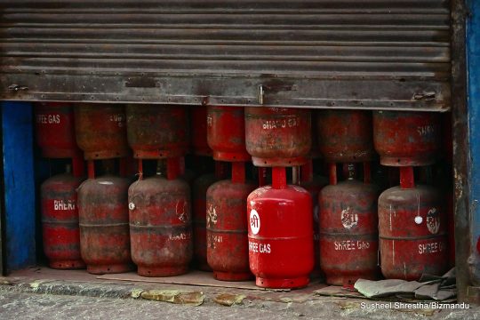 ग्यास अबदेखि पूरा सिलिण्डर विक्री गरिने, यसकारण तयार भयो बालेनको सचिवालय