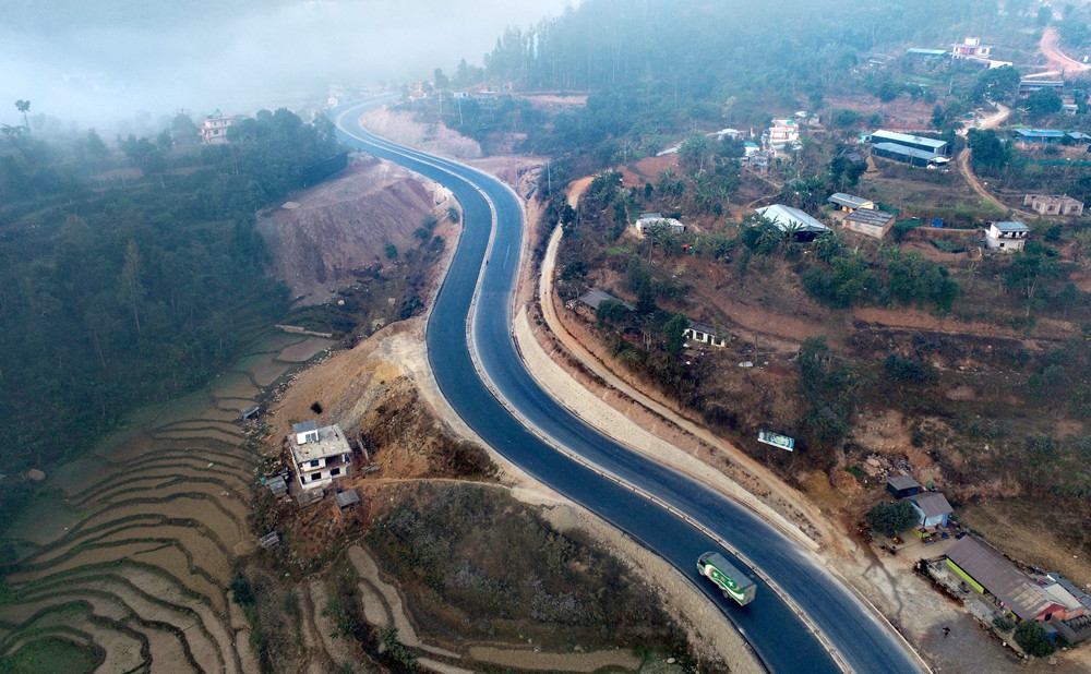 २०८३ सालमा तयार हुनेछन् यी राजमार्ग, धुलो, हिलो र जाम हट्नेछ, युरोपको ‘फिल’ दिनेछ