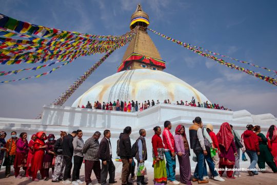 पितृमोक्षको कामना गर्दै बौद्धमा तेमाल जात्रा, स्नान गर्न भोलि बालाजु बाइसधारा जाने (तस्विर)
