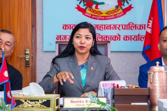 इन्धन बचत गर्न काठमाडौं महानगरले आलोपालो गाडी संचालन गर्ने, एकै ठाउँ बस्नेलाई कार पुलिङ