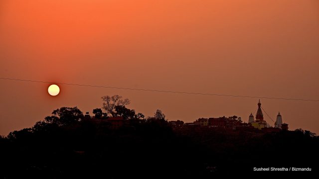 सुरु भयो नयाँ वर्ष २०८३, शुभकामना आदानप्रदान गरेर हर्षोल्लासका साथ मनाइँदै