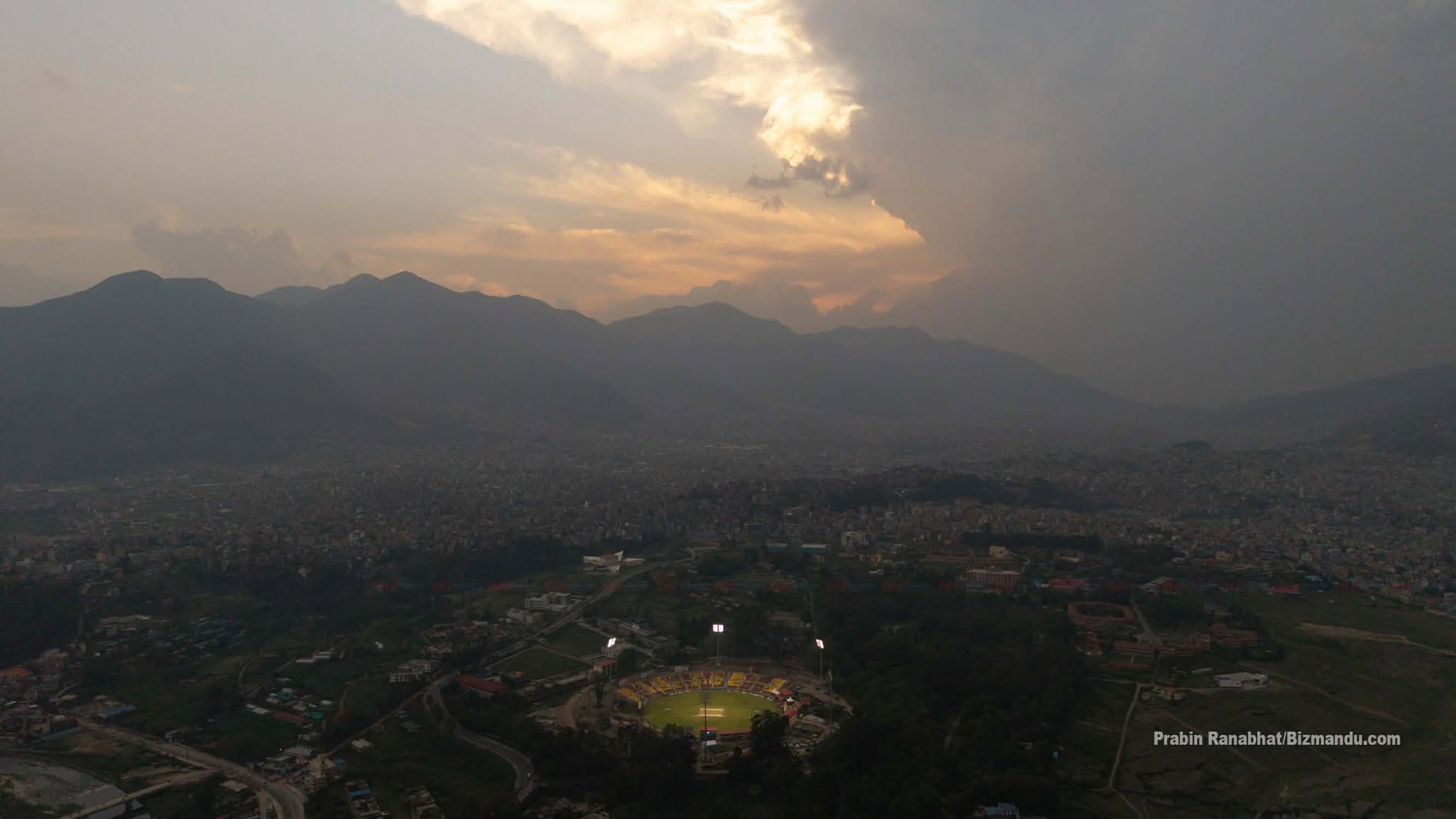 टीयू क्रिकेट मैदानको फ्लडलाटमा नेपालको पहिलो अन्तर्राष्ट्रिय खेल, यस्तो देखियो ड्रोनभ्युमा