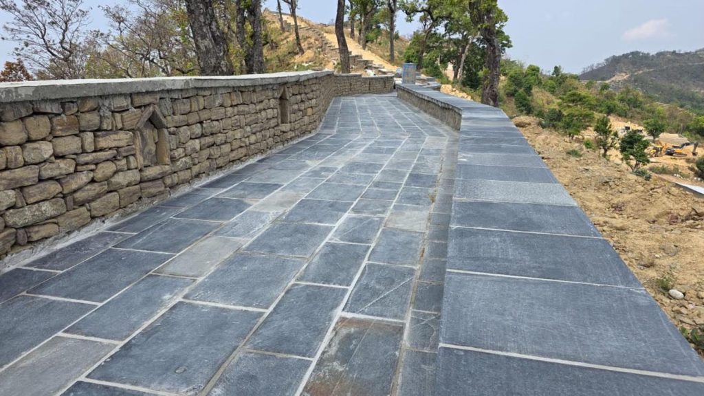 कैलालीमा निर्माणाधीन जालपादेवी केबलकार दुई महिनाभित्र सञ्चालनमा आउने