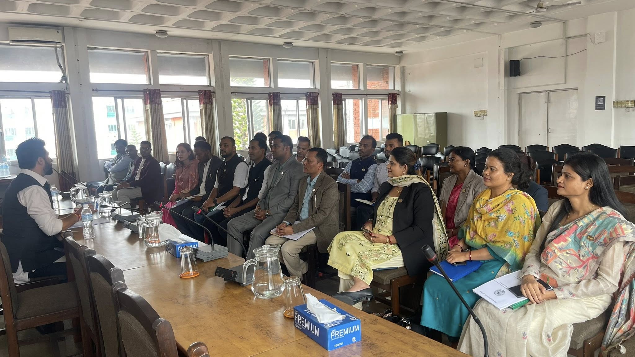 संसद्‍मा बालेनको अनुपस्थितिबारे रास्वपामा उठ्यो प्रश्न, रविले भने- बजेटपछि आउनुहुन्छ