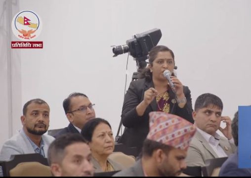 सपनाको आदेशले रास्वपा तरंगित, कोट खोलेर राजनीतिको मैदानमा आउन समीक्षाको चुनौती
